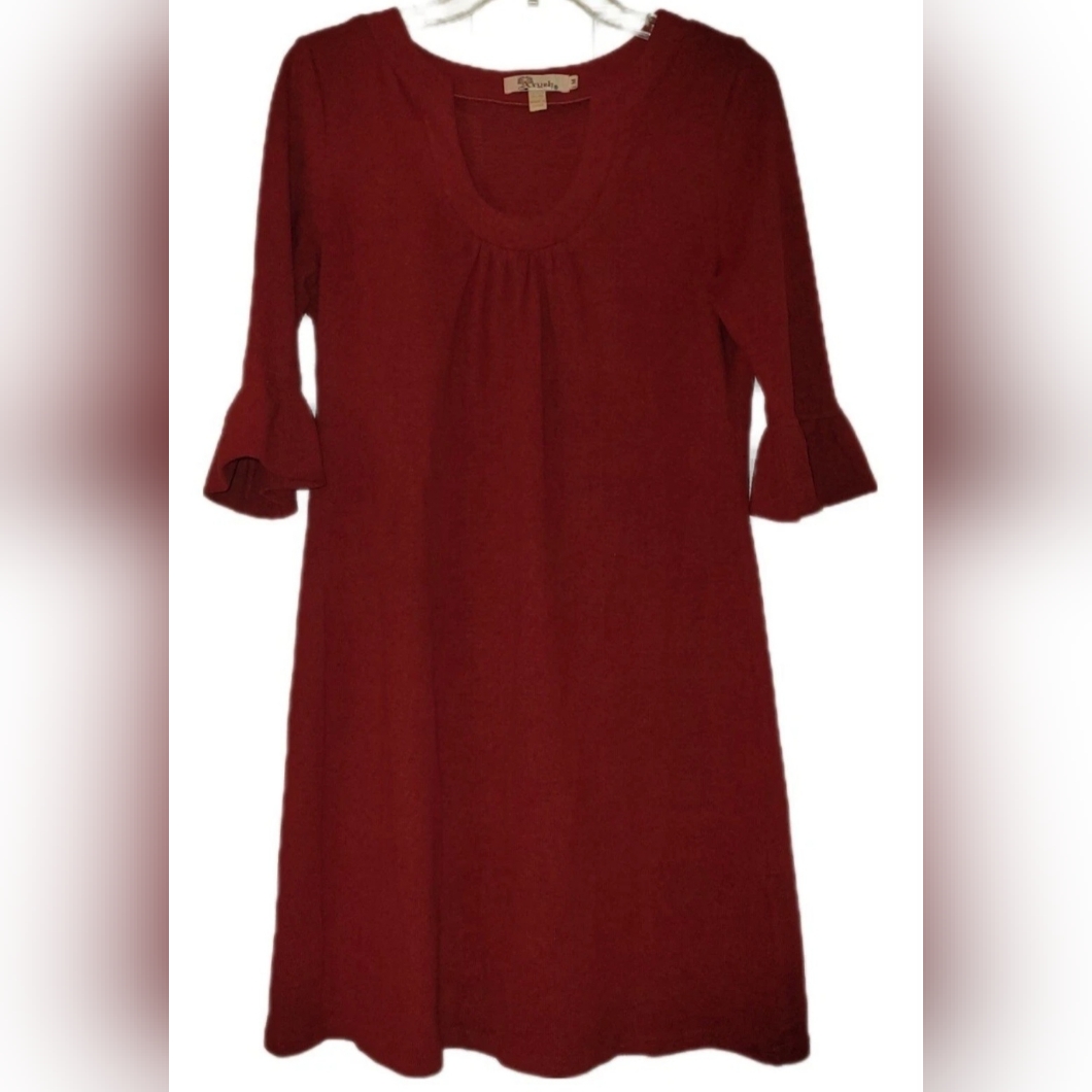 Aryeh Red Holiday Knit Sz M 3/4 Bell Sleeve Knee Length Swing Dress Sheath Shift